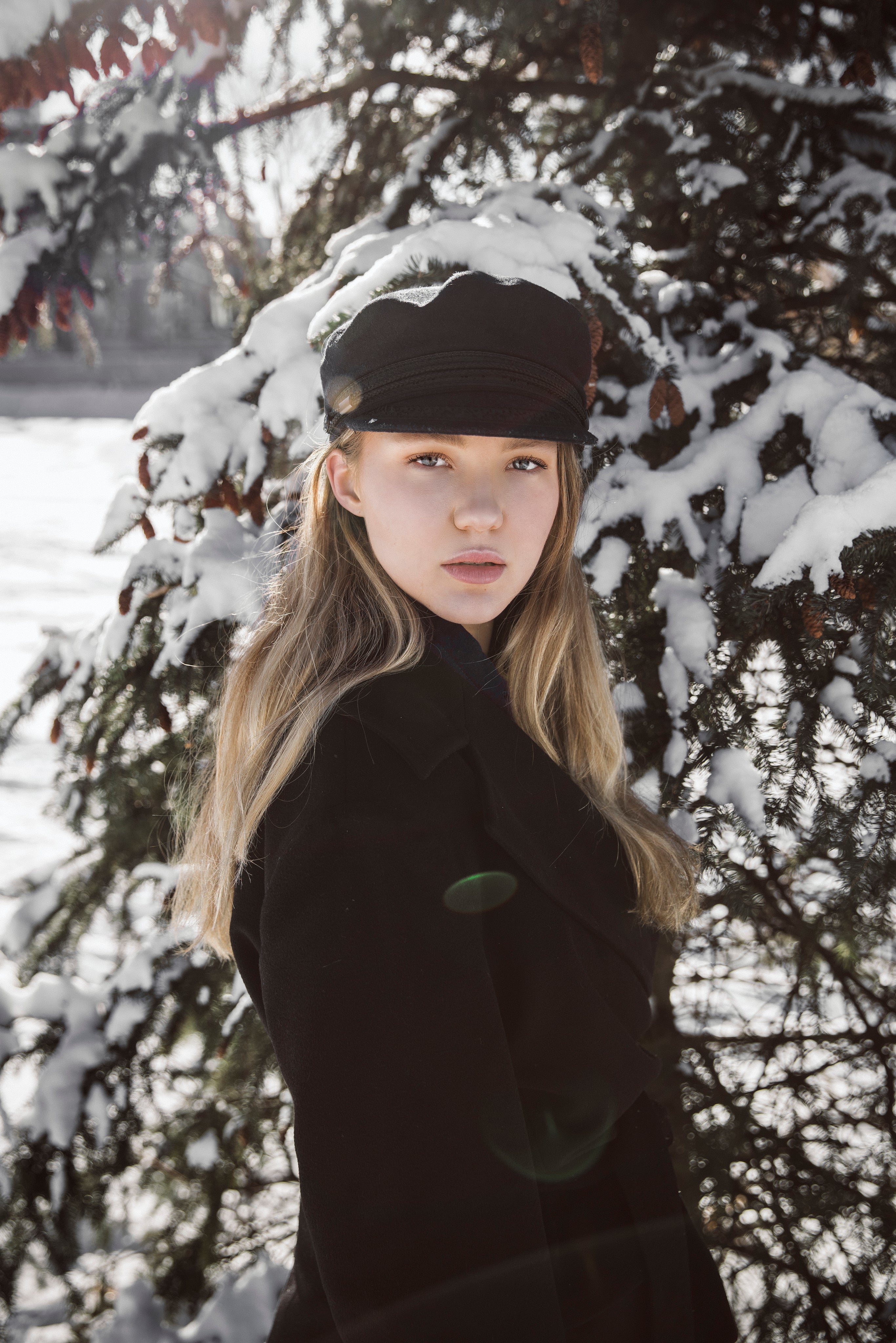 files/blond-woman-with-winter-pine.jpg